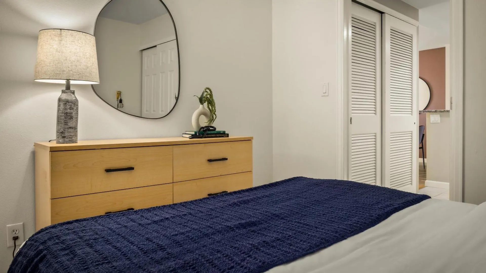 Urban Gallery Loft - King Bed - Larimer Square デンバー 0*,